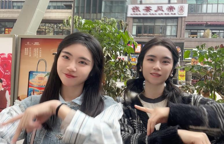再靠近一点点就让你牵手是什么歌,从资源管理到游戏应用的全面解析