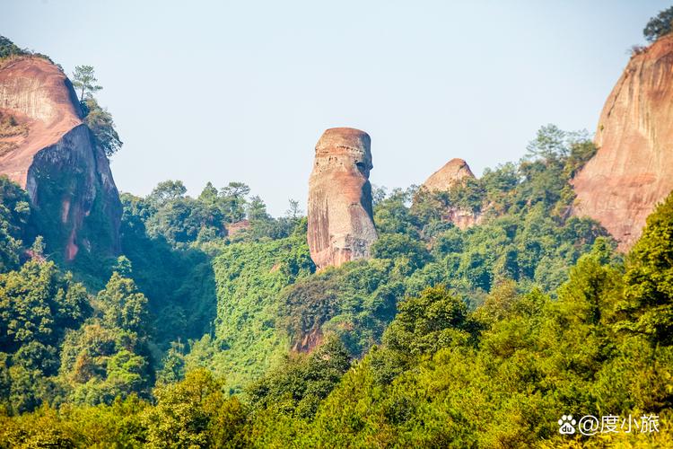 探索AAAAA级景区的魅力:揭秘中国顶级旅游胜地的独特风光与文化底蕴