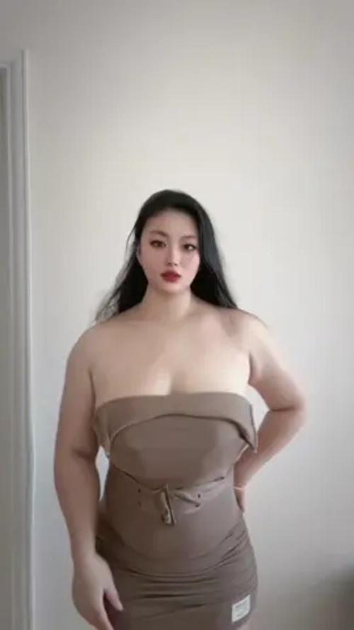 四川妇BBB凸凸凸凸女2023最新动态：揭秘背后故事与网络热议焦点
